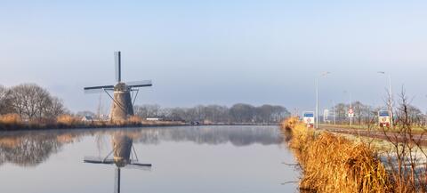 Ringvaart met zicht op de Googermolen